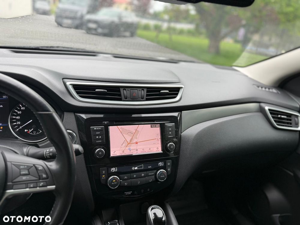 Nissan Qashqai 1.7 dCi 4x4 Tekna Xtronic - 27