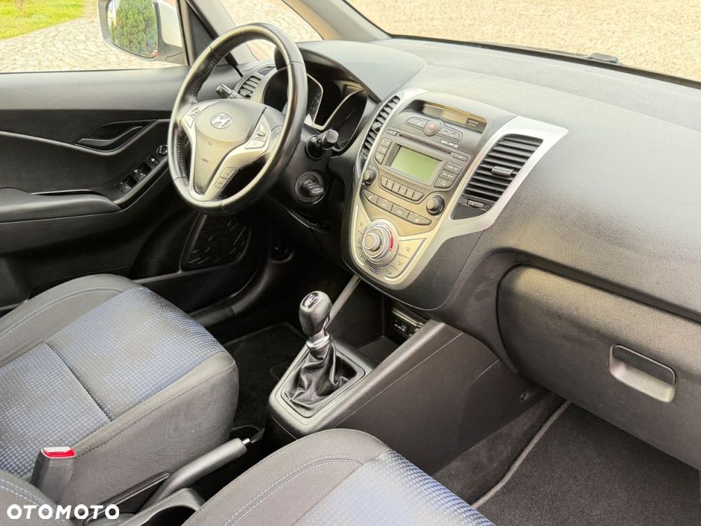 Hyundai ix20 - 12