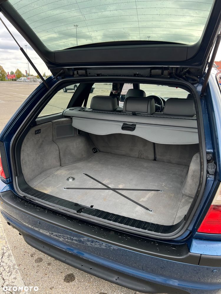 BMW Seria 3 320d - 14