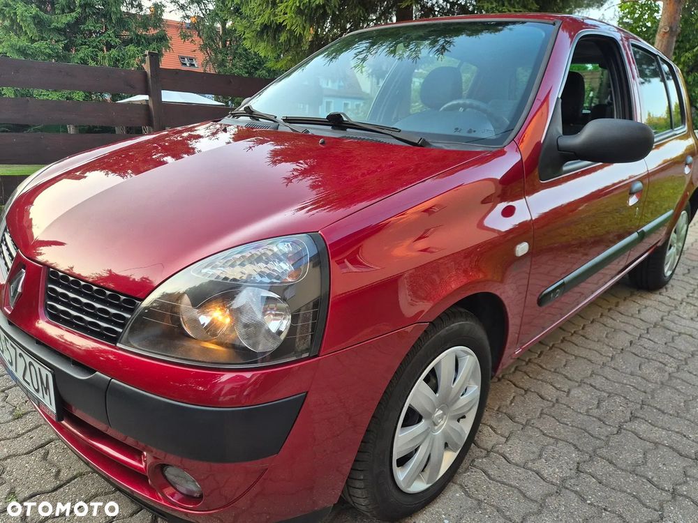 Renault Clio - 12