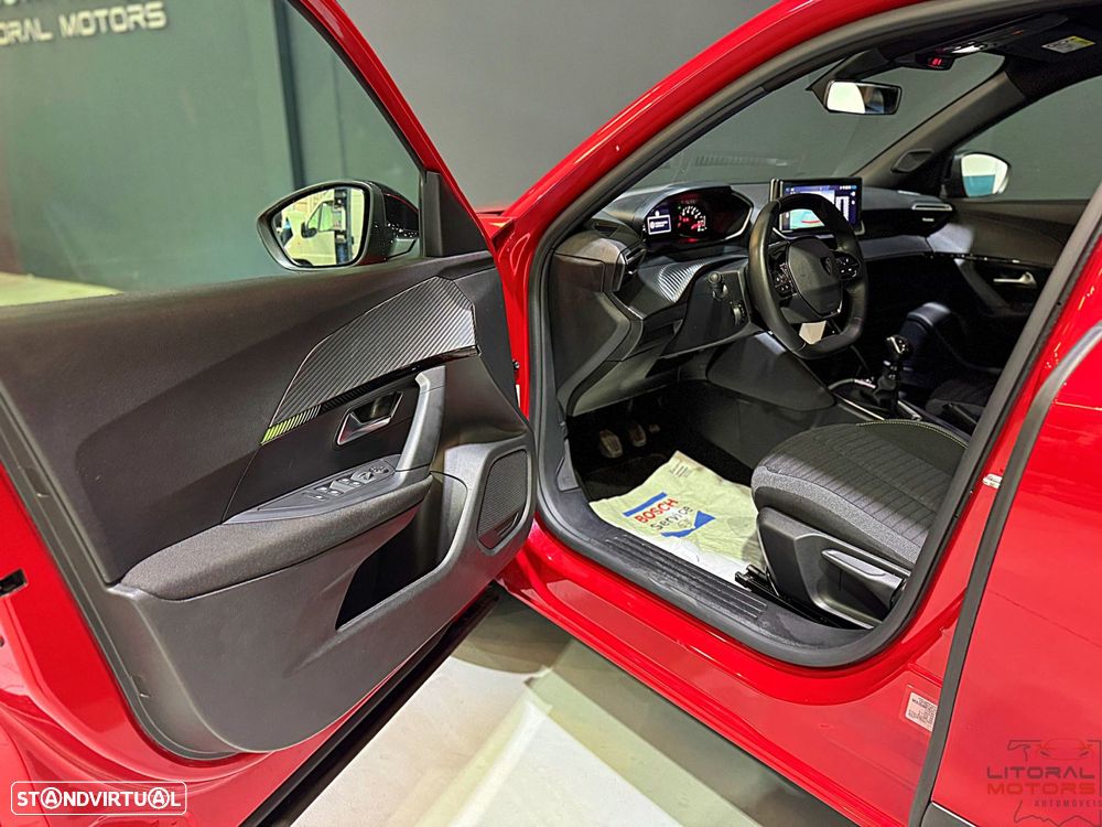 Peugeot 2008 1.2 PureTech SE Style - 13