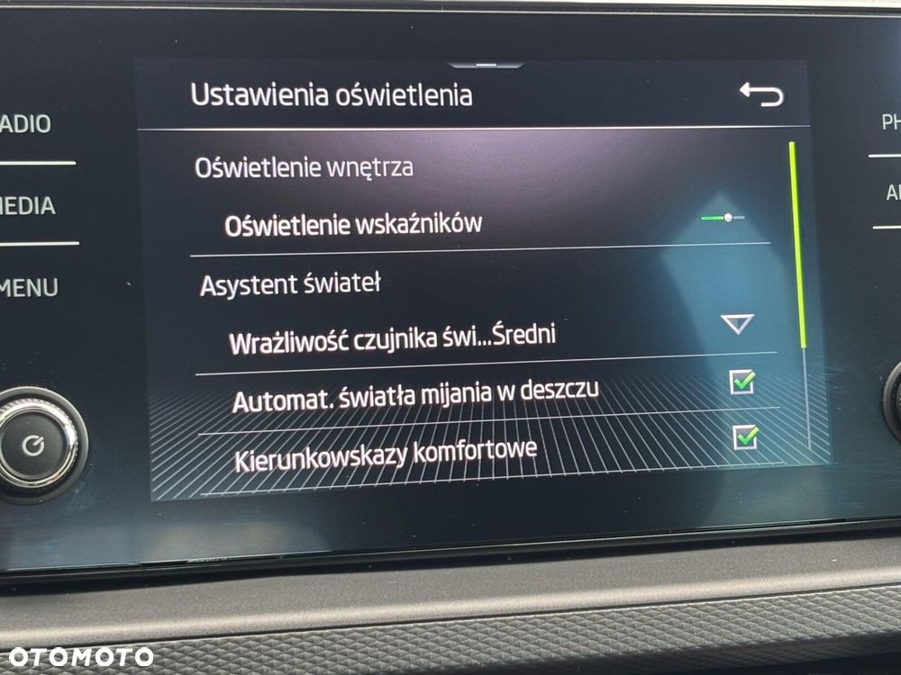 Skoda Kamiq 1.0 TSI Ambition DSG - 30