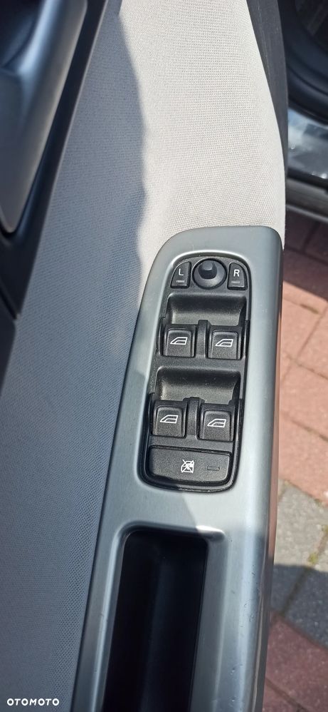 Volvo S40 2.0D - 7
