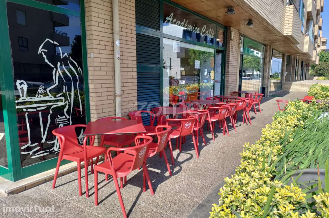 Café Bar ao Hospital de São João - Grande imagem: 2/12