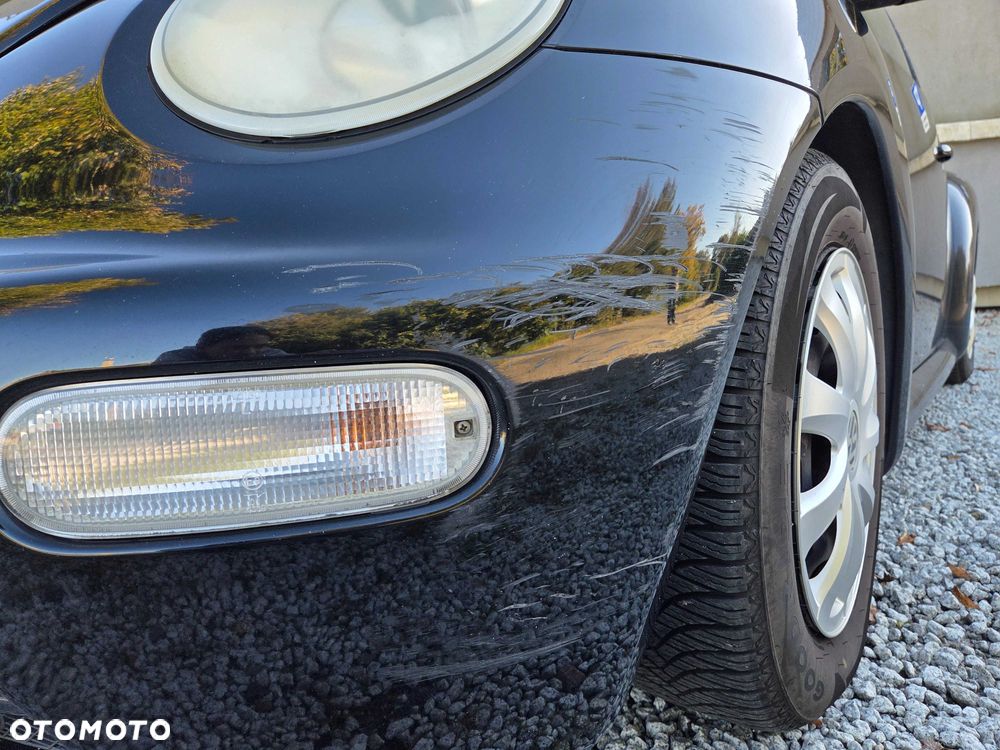 Volkswagen New Beetle - 8