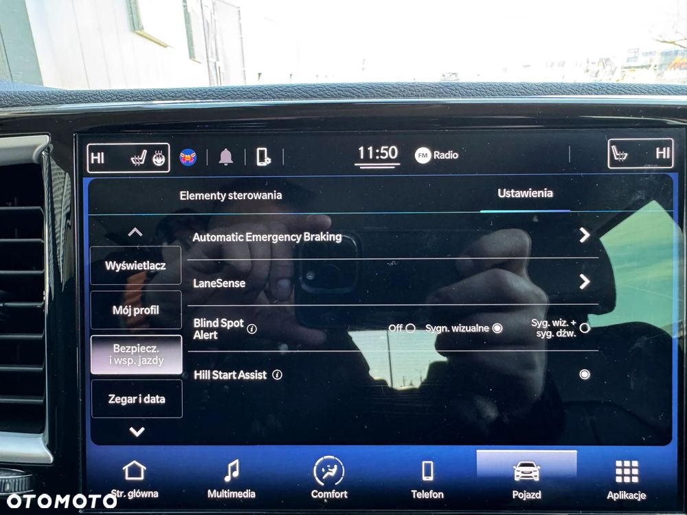 Chrysler Pacifica - 30