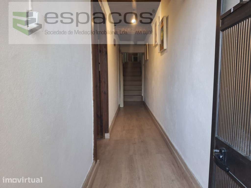 Moradia V2 á 10 minutos do Fundão - Grande imagem: 3/14