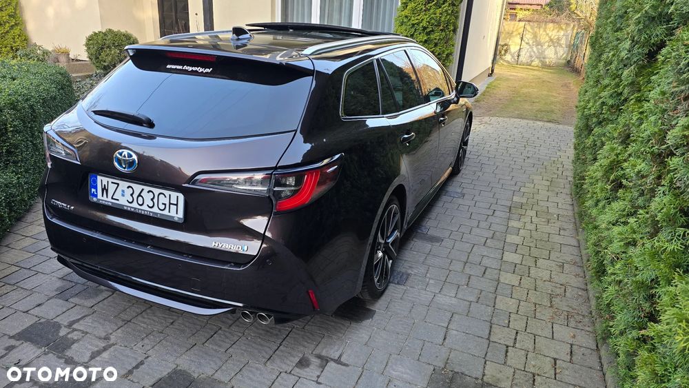 Toyota Corolla 2.0 Hybrid Executive - 6