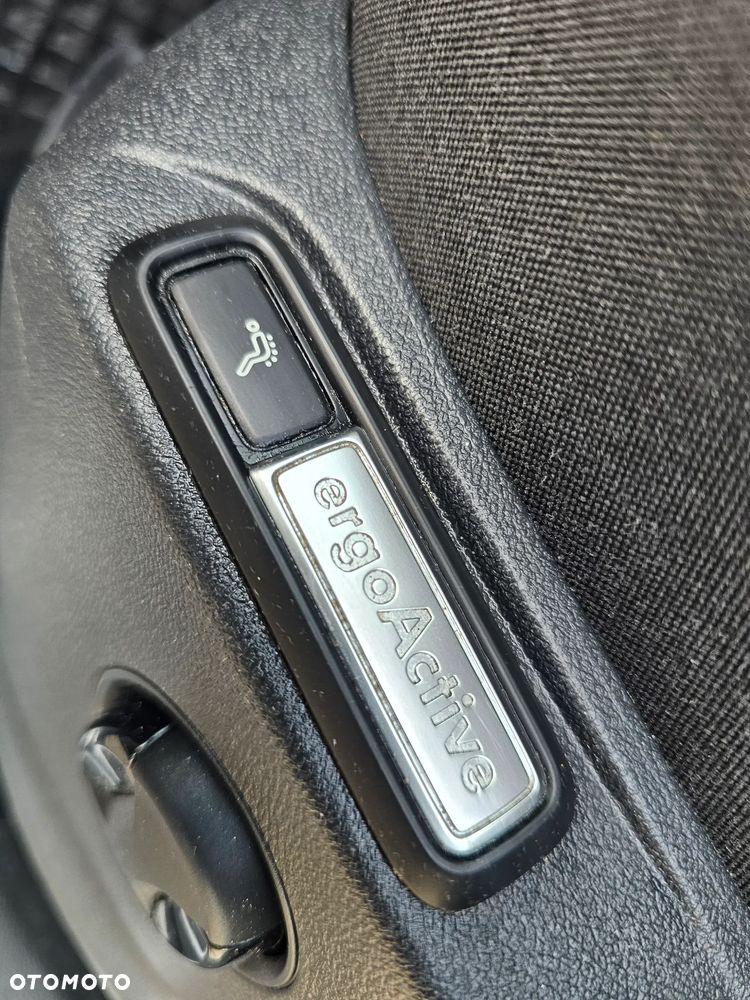 Volkswagen Tiguan 2.0 TDI SCR 4MOTION DSG Highline - 12