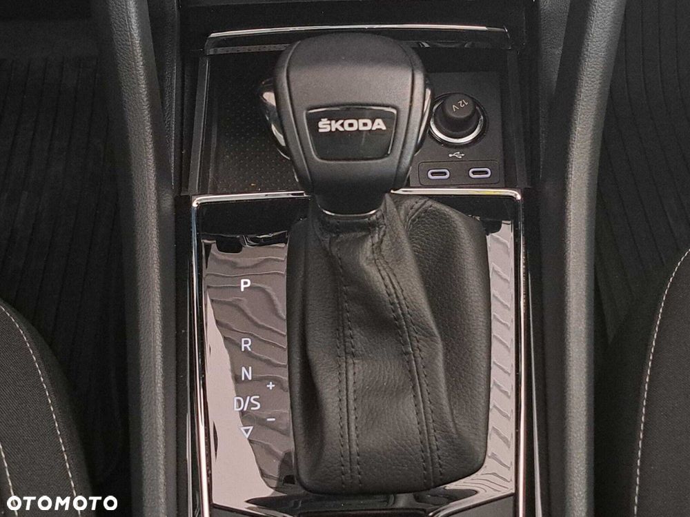Skoda Karoq 1.5 TSI ACT Ambition DSG - 16