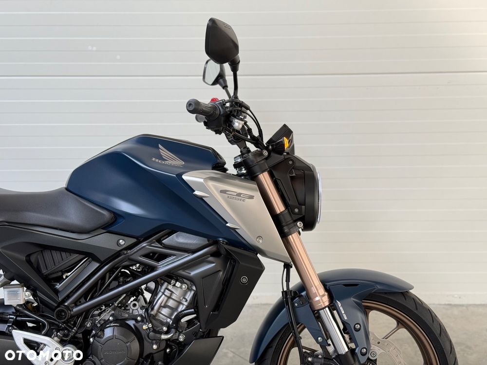 Honda CB - 11