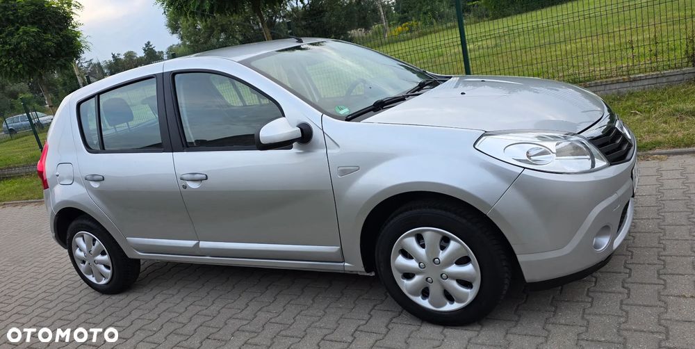 Dacia Sandero 1.6 MPI Laureate - 9