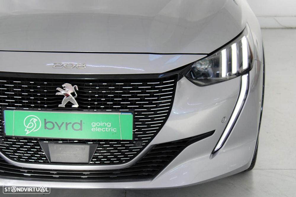 Peugeot e-208 50 kWh GT Line - 3
