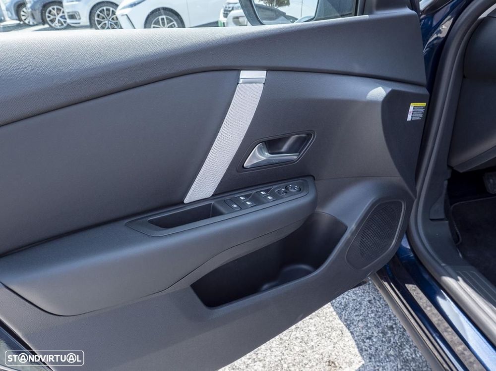 Citroën e-C4 156 MAX - 17