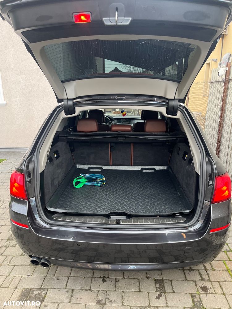 BMW Seria 5 520d Touring Aut. - 8