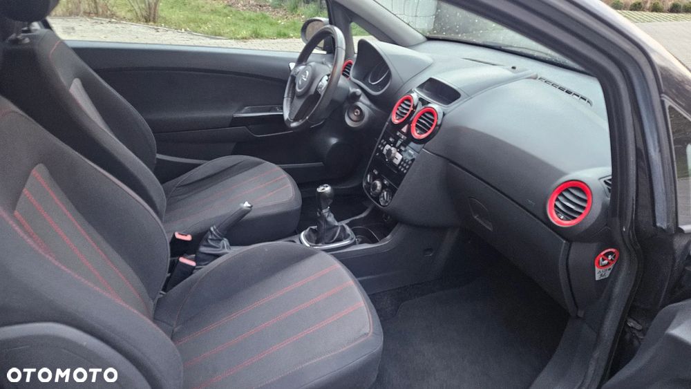 Opel Corsa 1.4 16V Color Edition - 14