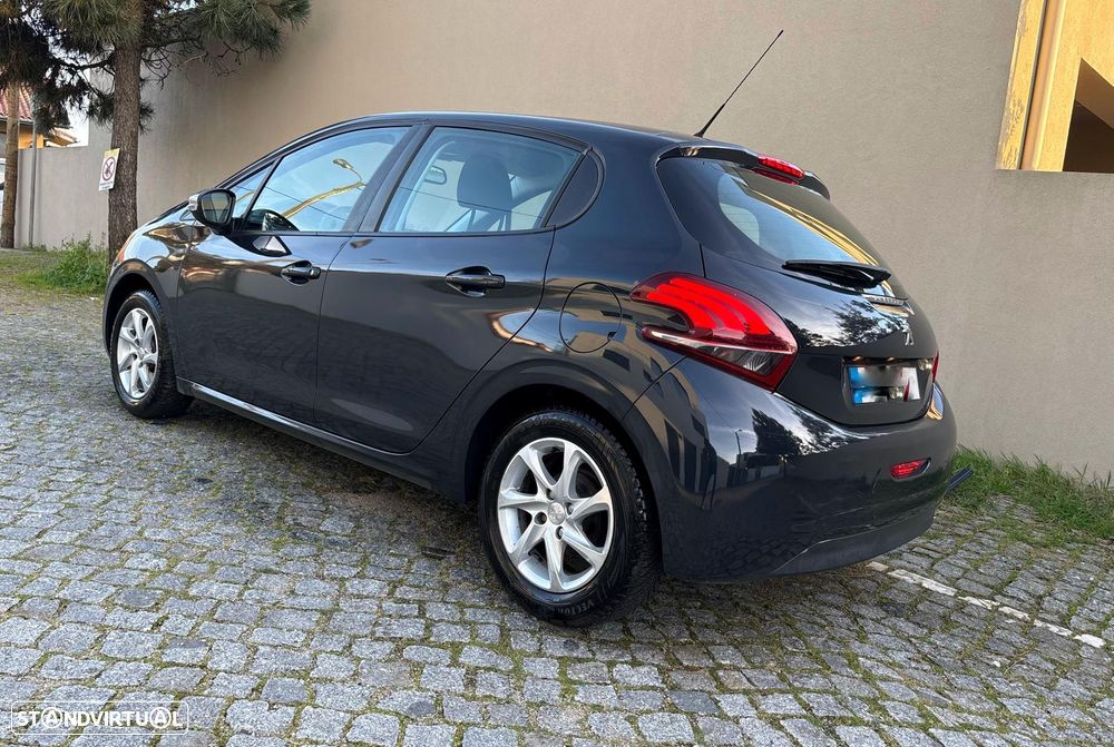Peugeot 208 1.2 PureTech Style - 2