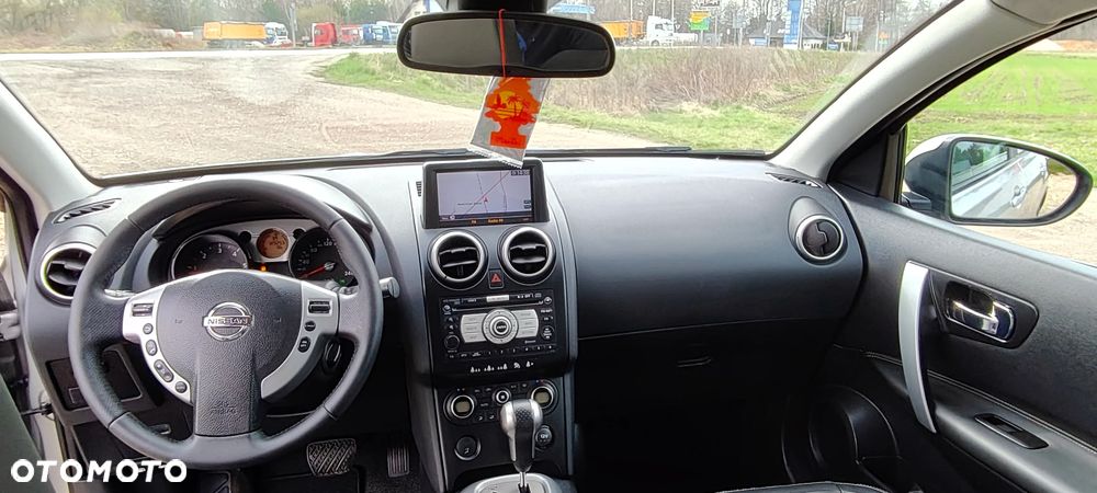 Nissan Qashqai ver-2-0-dci-4x4-tekna - 9