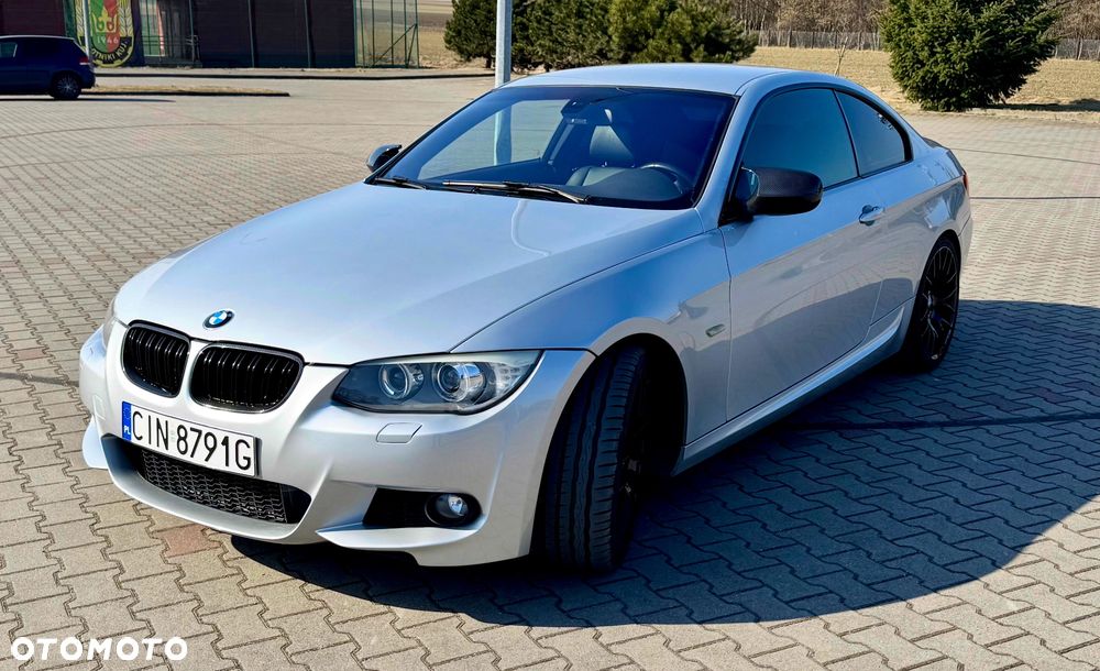 BMW Seria 3 335i M Sport Edition - 8
