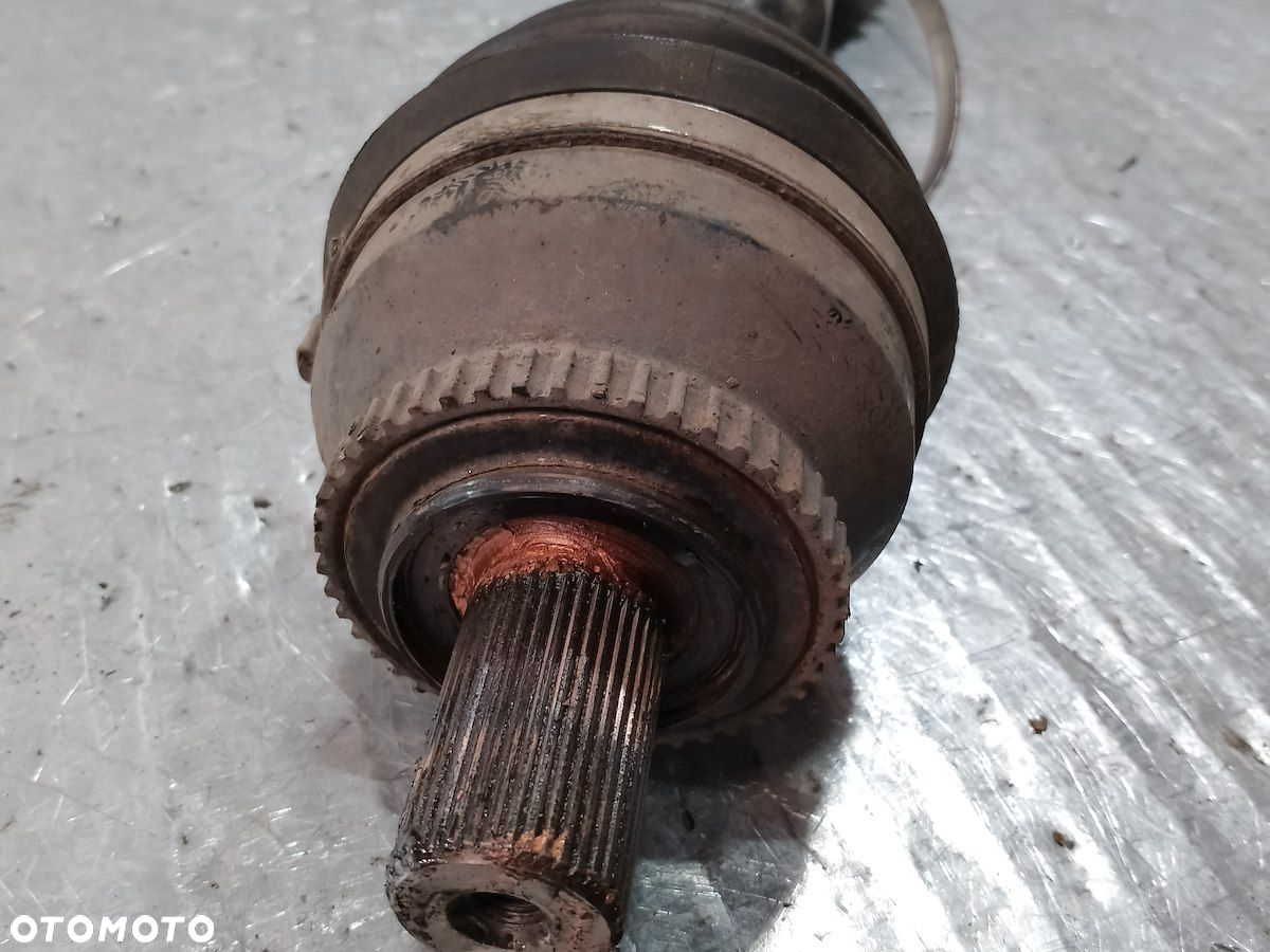 PÓŁOŚ LEWA PRZÓD AUTOMAT VOLVO XC90   P30783089   2.4 D5 - 5