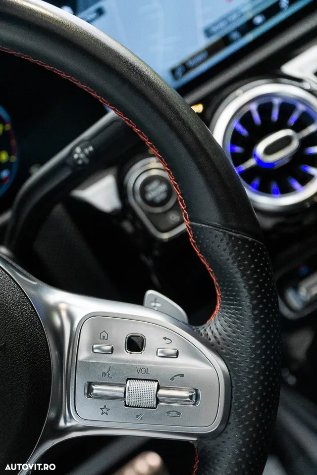 Mercedes-Benz CLA 200 7G-DCT AMG Line - 33