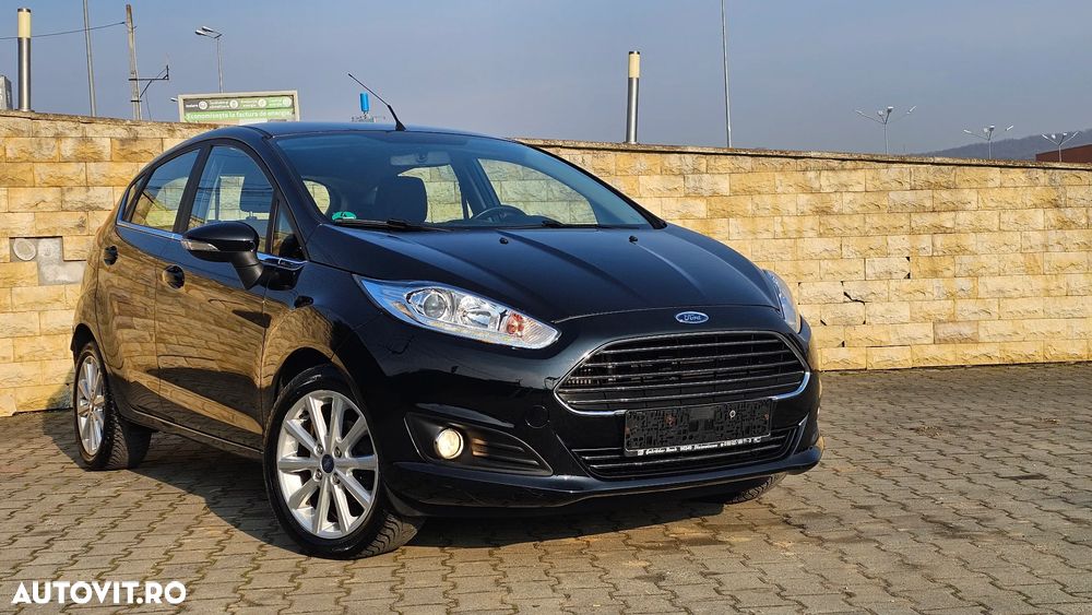 Ford Fiesta 1.0 EcoBoost Start-Stop Titanium - 1
