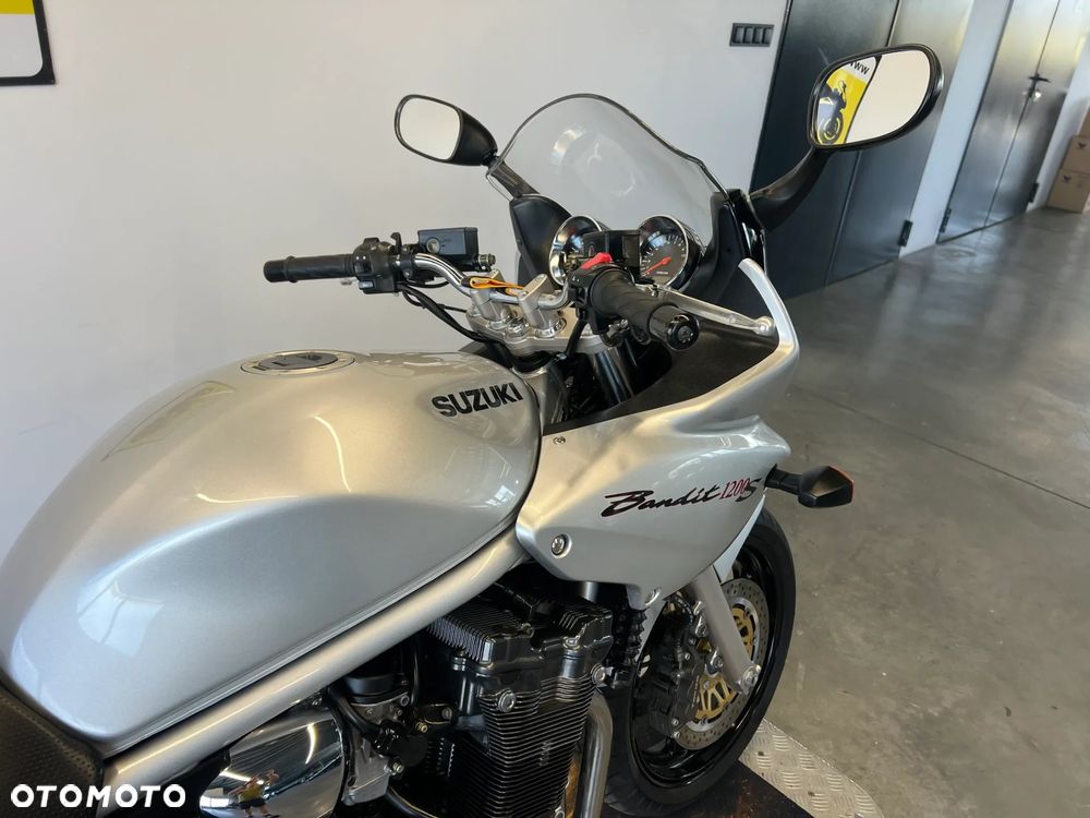 Suzuki Bandit - 27