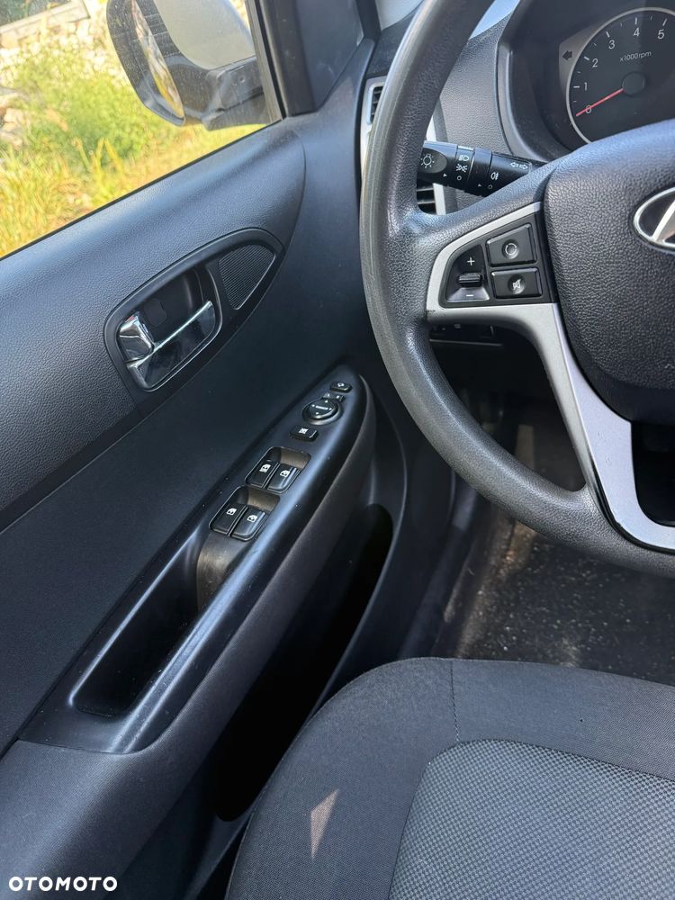 Hyundai i20 1.2 Classic - 10