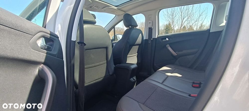 Peugeot 2008 e-HDi FAP 92 STOP & START Allure - 27