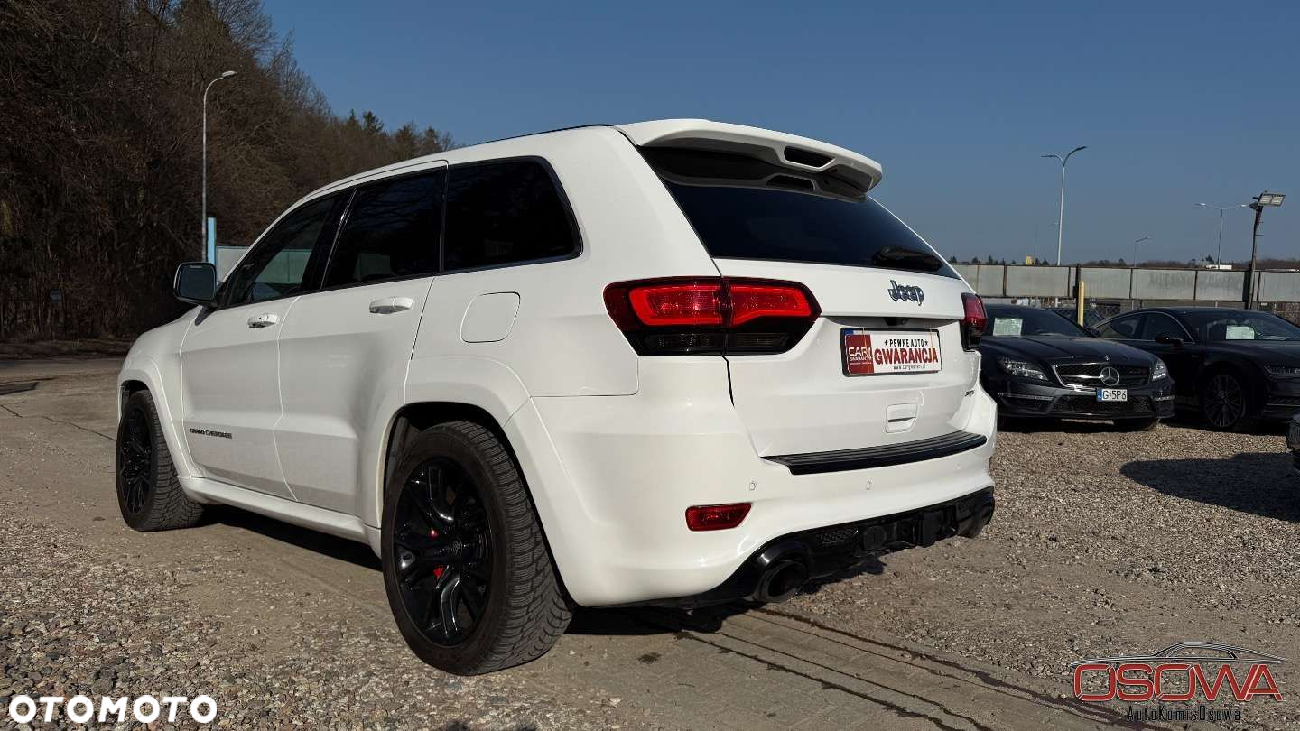 Jeep Grand Cherokee - 17