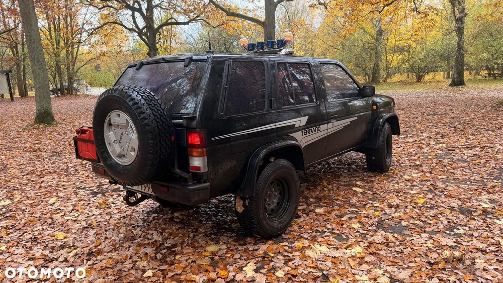 Nissan Terrano 3.0 V6 - 5