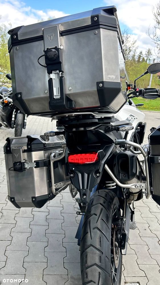 Triumph Tiger - 16