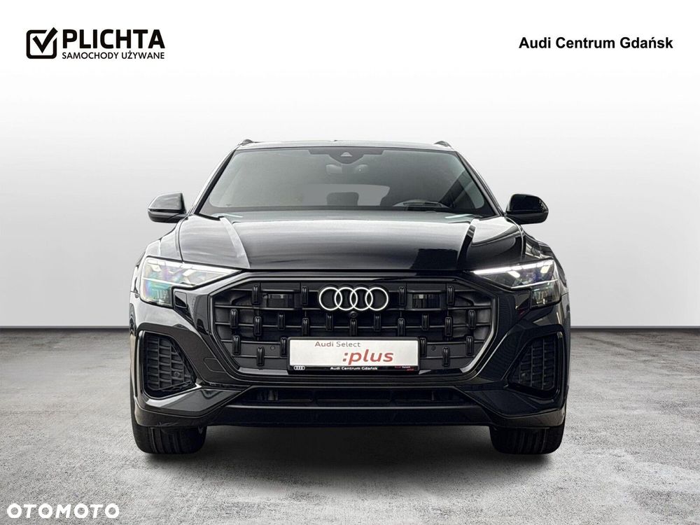 Audi Q8 - 8