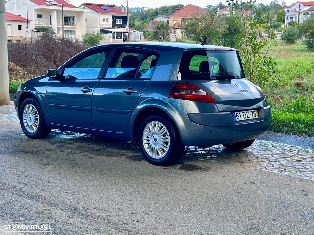 Renault Mégane 1.5 dCi Dynamique - 3