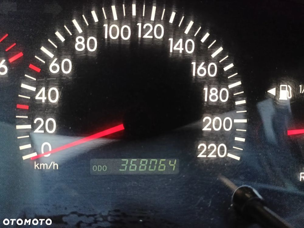 Toyota Corolla 2.0 D-4D Sol - 31