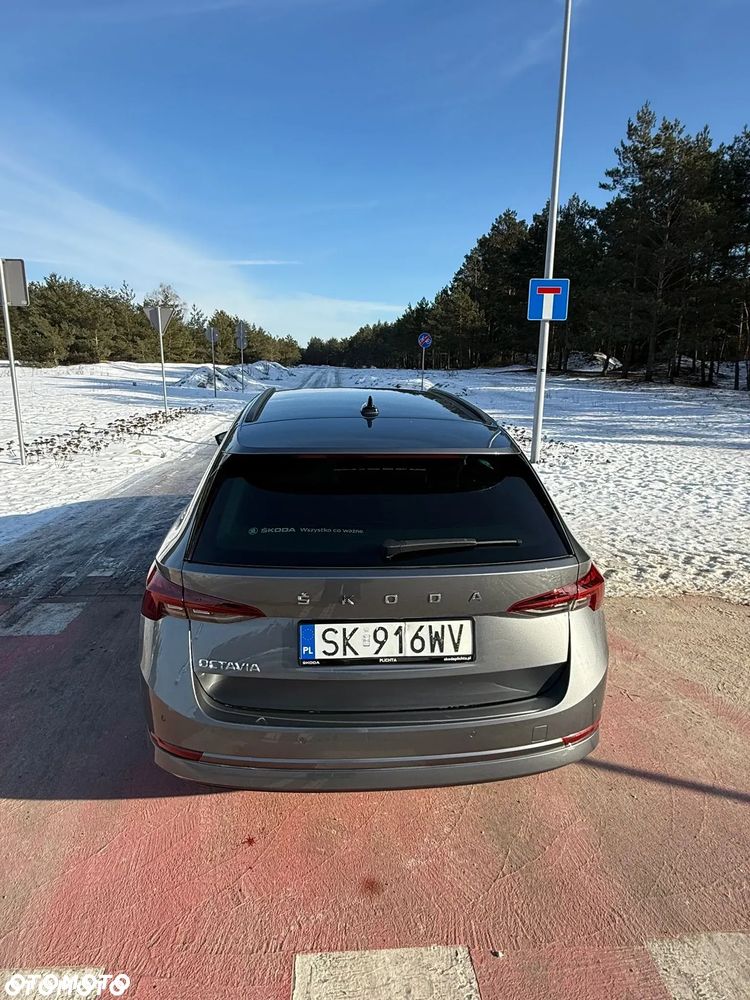 Skoda Octavia 2.0 TDI Ambition DSG - 3
