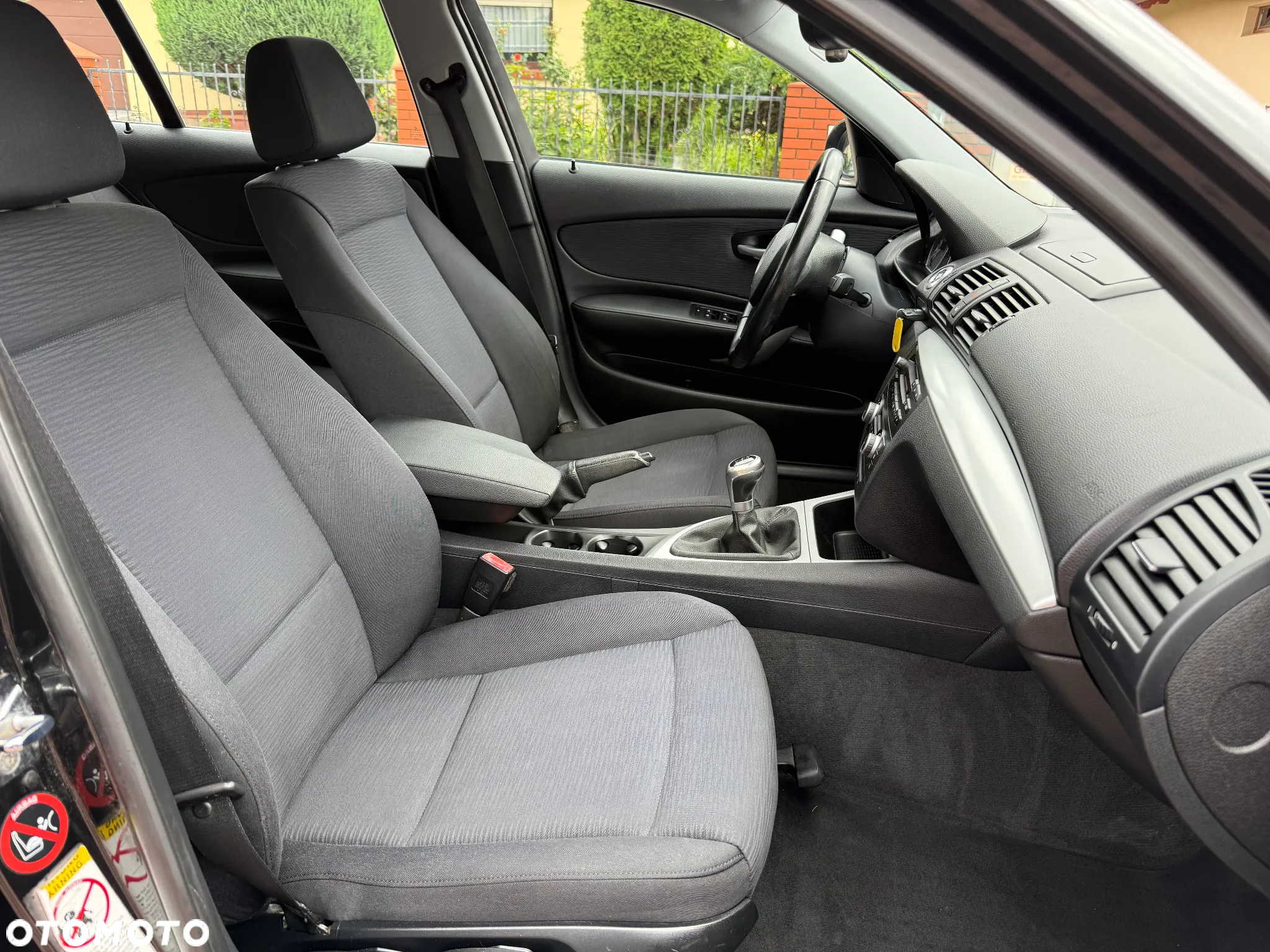 BMW Seria 1 116i - 8