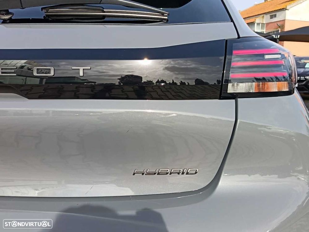 Peugeot 208 1.2 Hybrid Allure e-DCS6 - 20