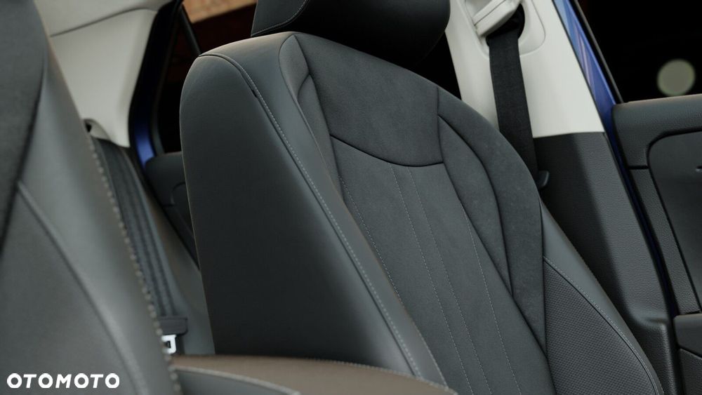 Volkswagen T-Roc - 11