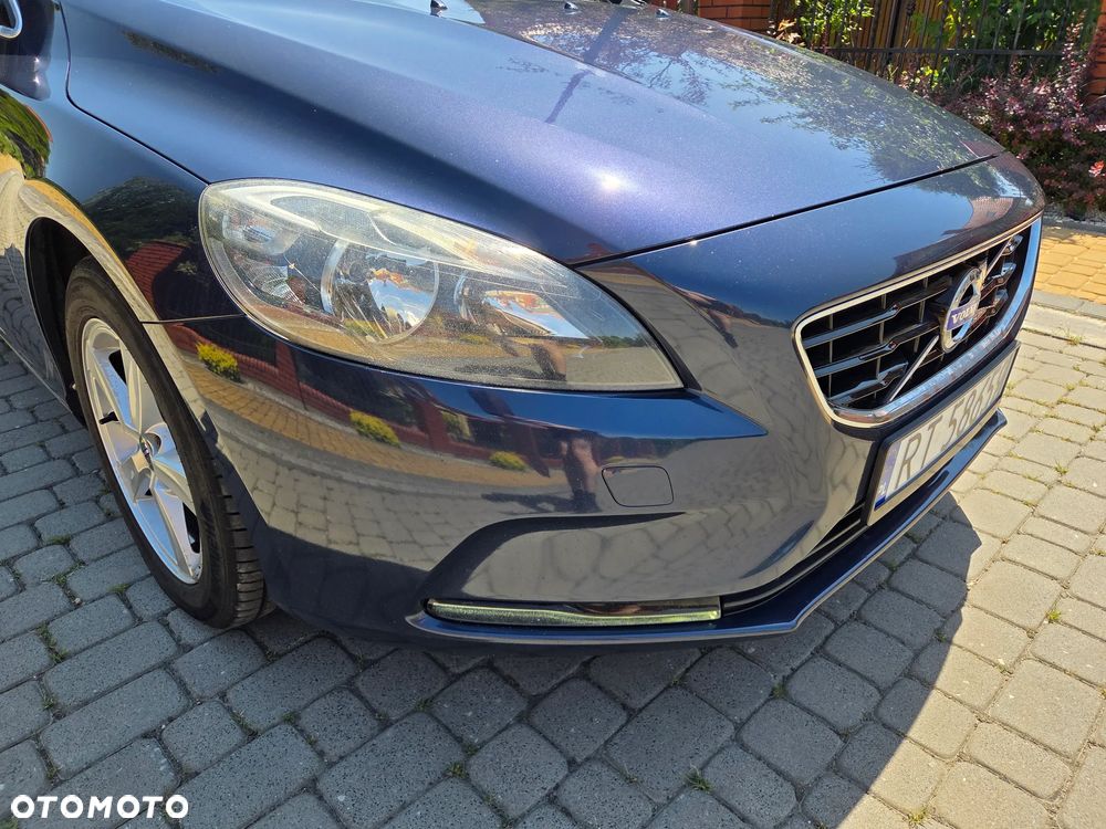 Volvo V40 D4 Drive-E Momentum - 19