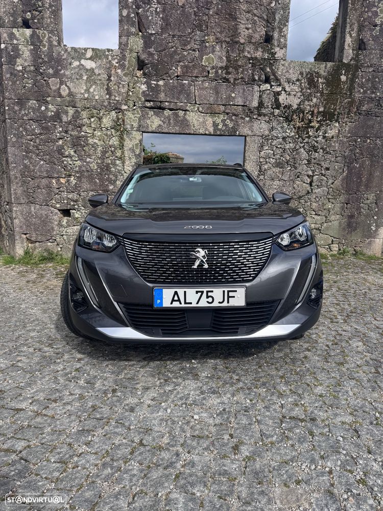 Peugeot 2008 1.2 PureTech Allure - 23