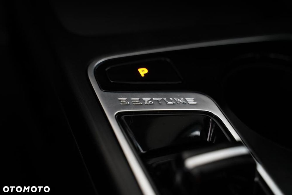 Bestune B70 2.0T Elegance - 26
