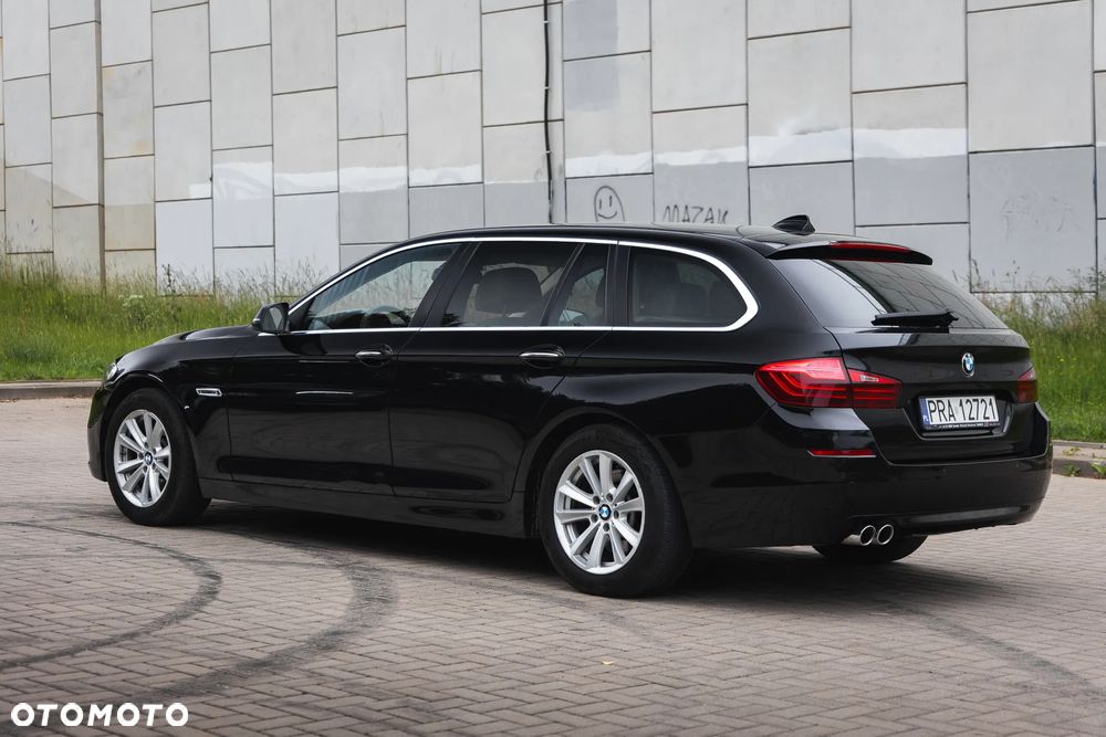BMW Seria 5 520d xDrive Luxury Line - 40