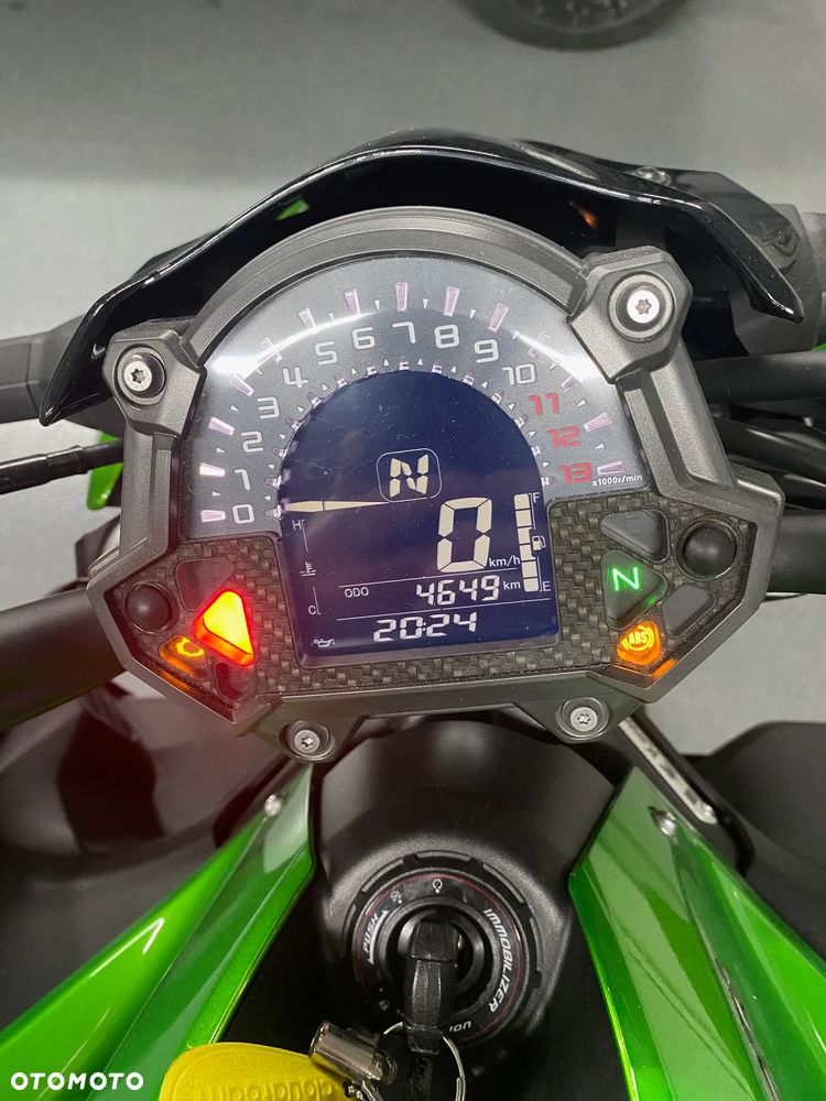 Kawasaki Z 900 - 10