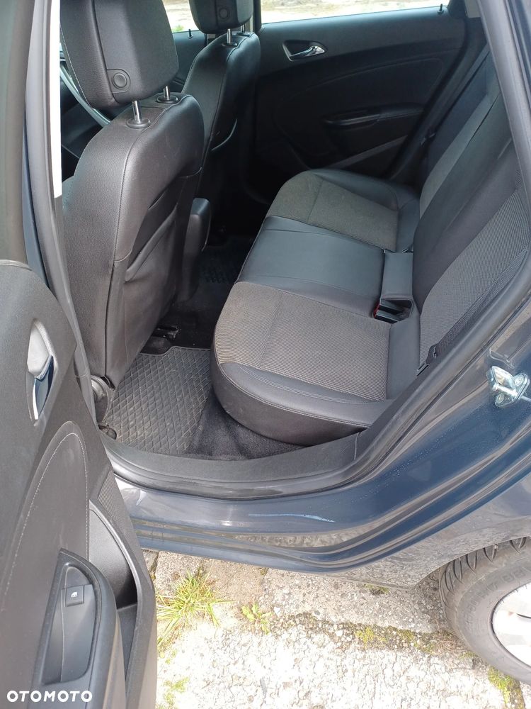 Opel Astra - 14