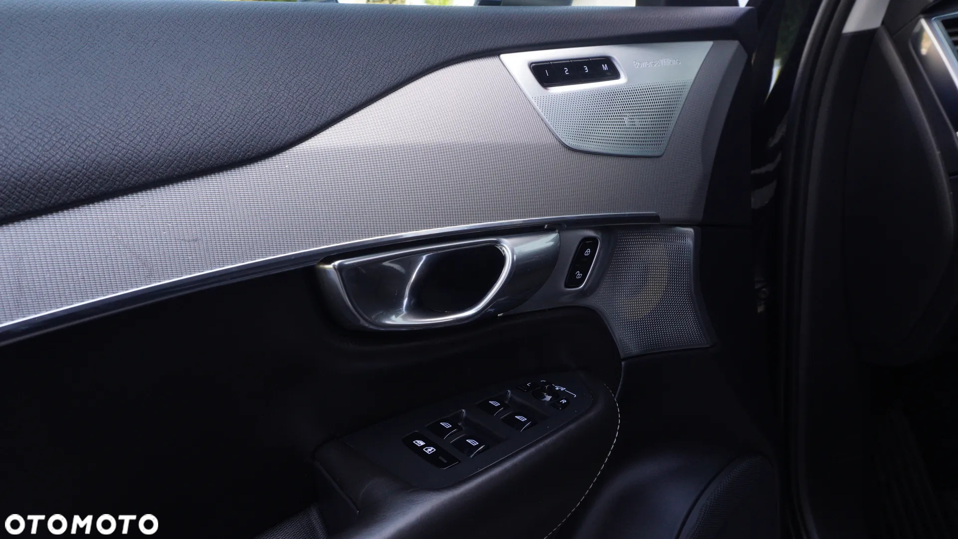 Volvo XC 90 D5 AWD Inscription - 32
