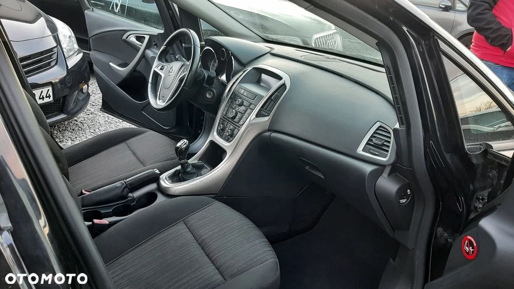 Opel Astra 1.4 Turbo - 16