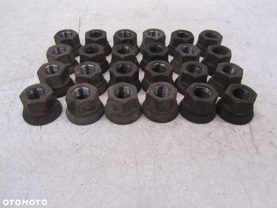 iveco daily 2.3 hpi 10r eu bliz. nakrętka koła - 2