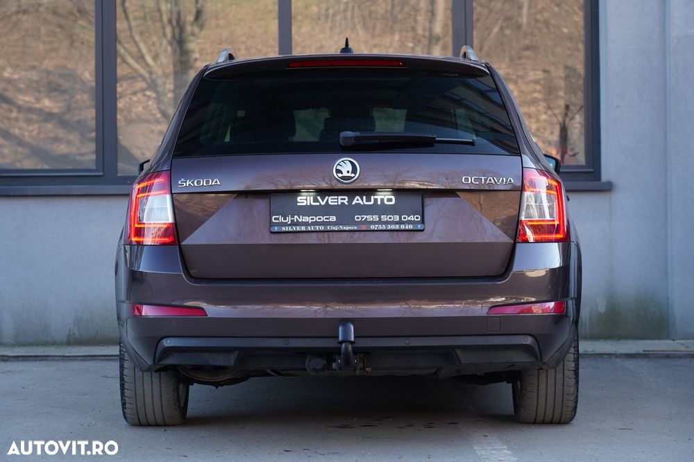 Skoda Octavia 2.0 TDI DSG Style - 13