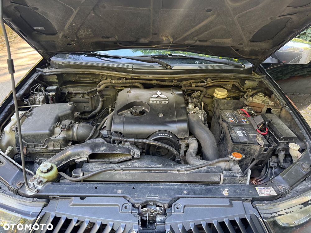 Mitsubishi L200 2.5 DID Intense + - 33